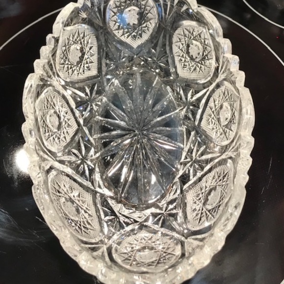 Vintage Crystal Salad Bowl - Picture 4 of 10